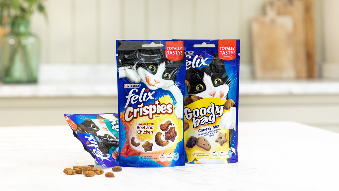 Explore Cat Treats Range | Purina Arabia